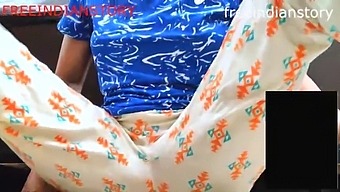 Indian Aunty'S Video Call With Asian Teen