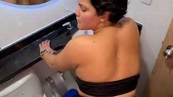 A Chance Encounter Leads To Passionate Sex With A Young Colombian Woman After A Wild Car Ride At The Disco